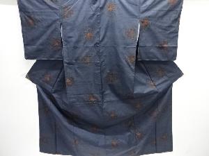 大特価品　未使用品　草花模様織り出し本場泥大島紬着物(5マルキ)